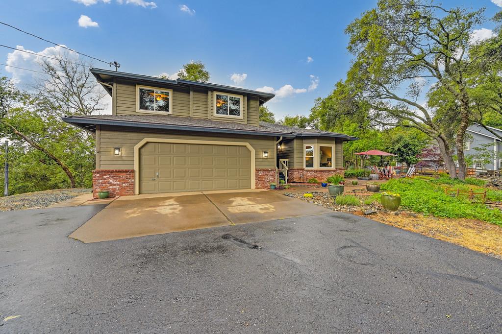 4531 Holly Drive