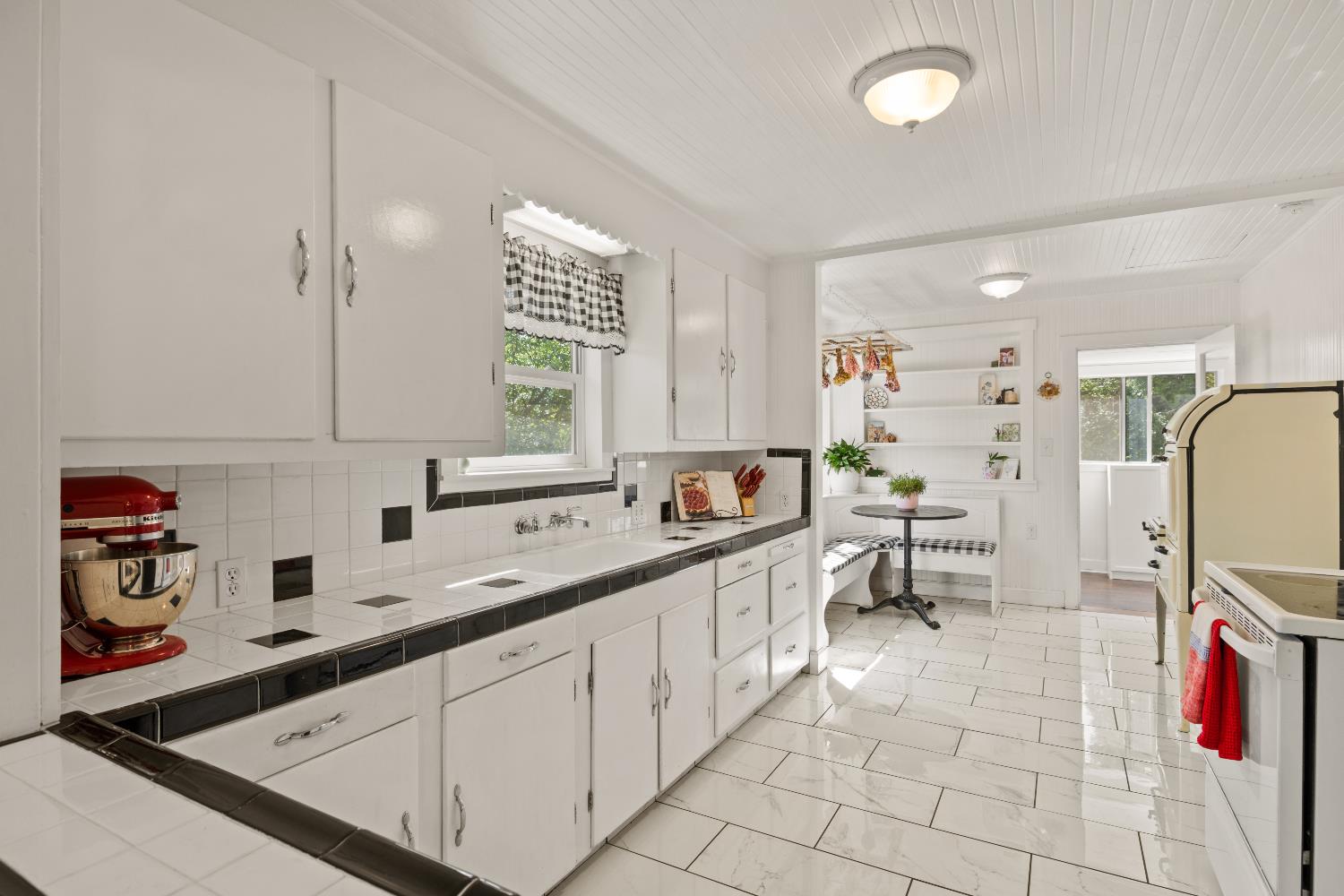 4163 Carson Road