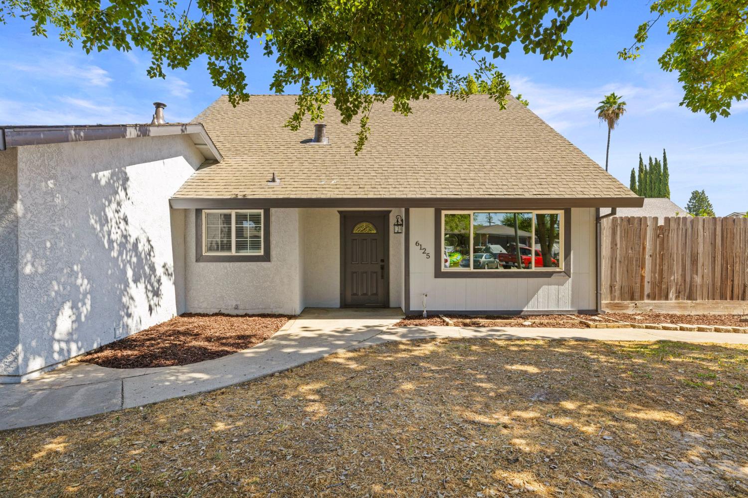 6125 Ledgewood Way