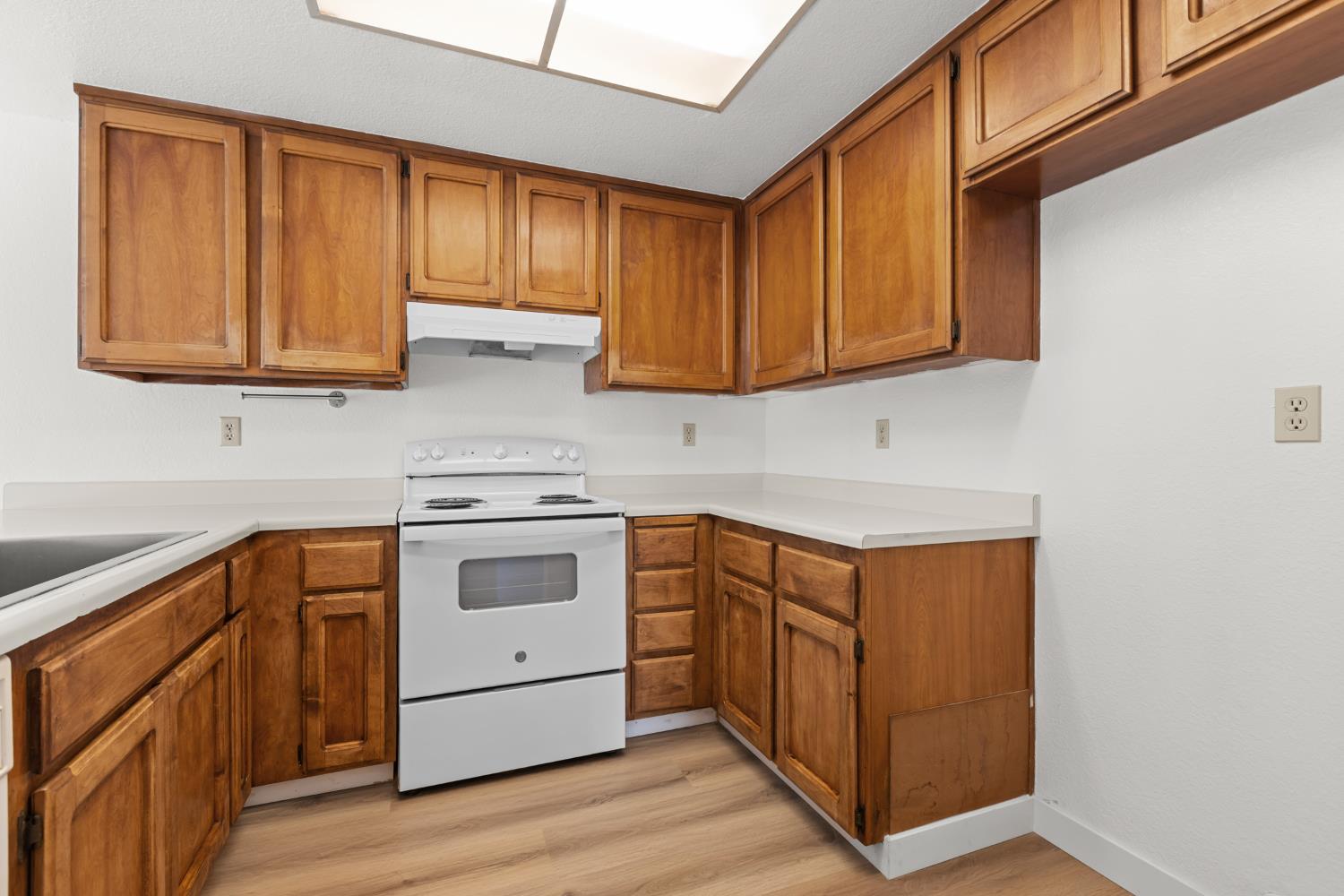 1270 Pebblewood Drive