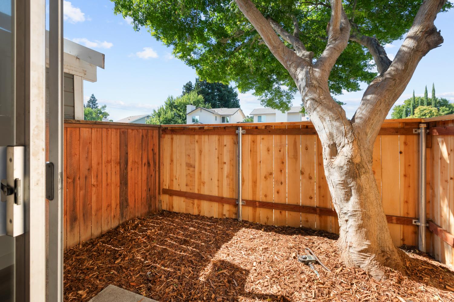 1270 Pebblewood Drive