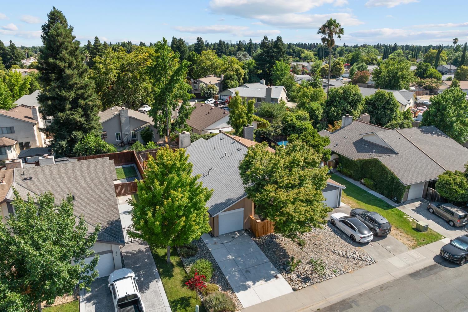 1270 Pebblewood Drive