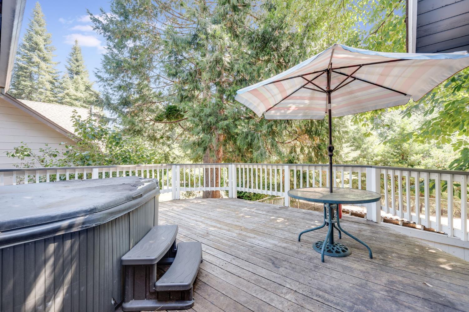 2571 Sherman Way