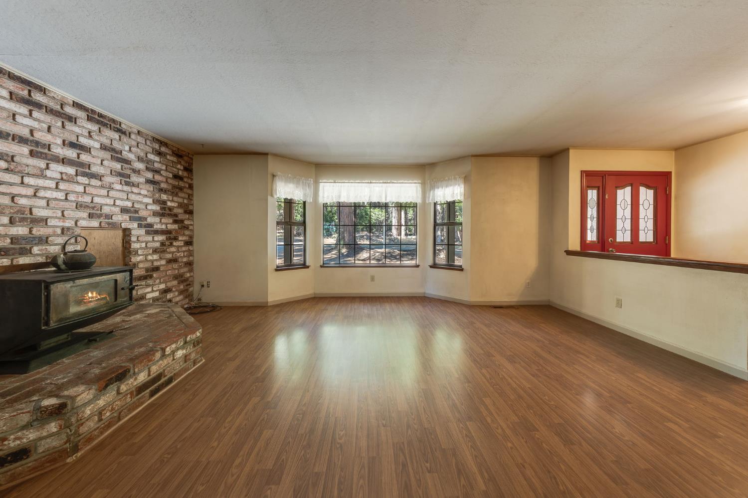 2571 Sherman Way