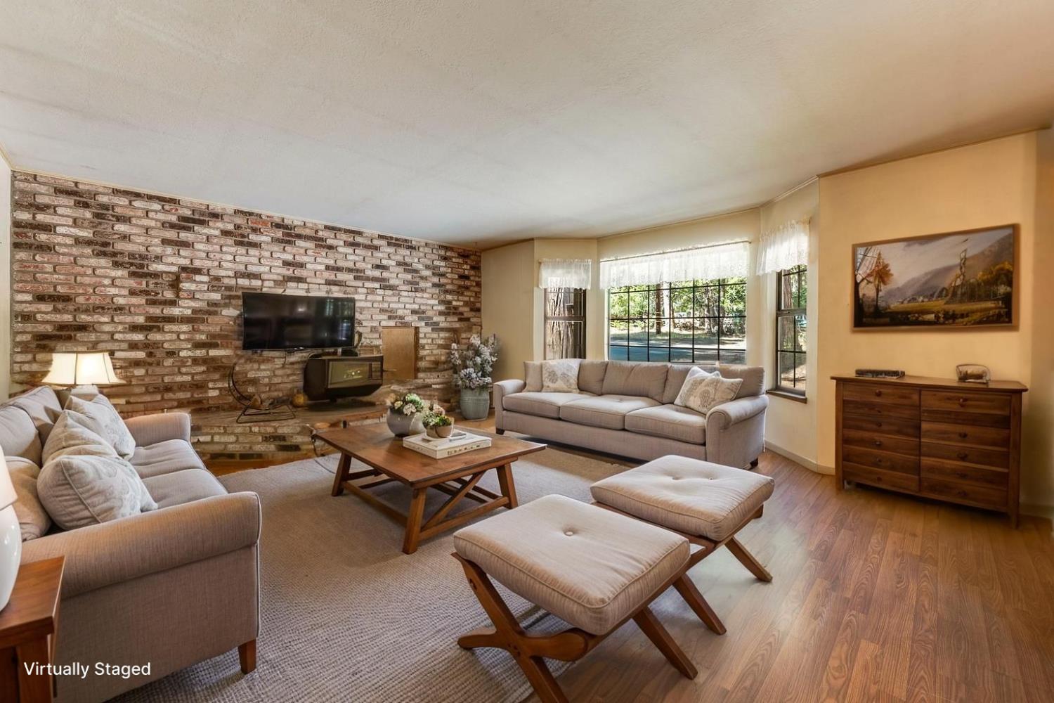 2571 Sherman Way