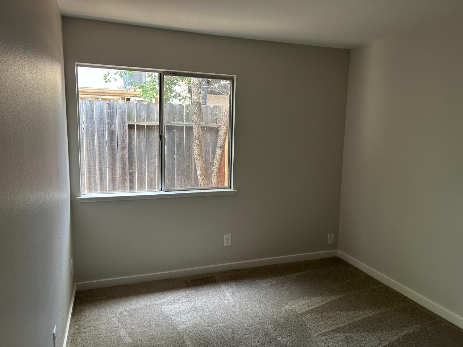 6960 Sunburst Way