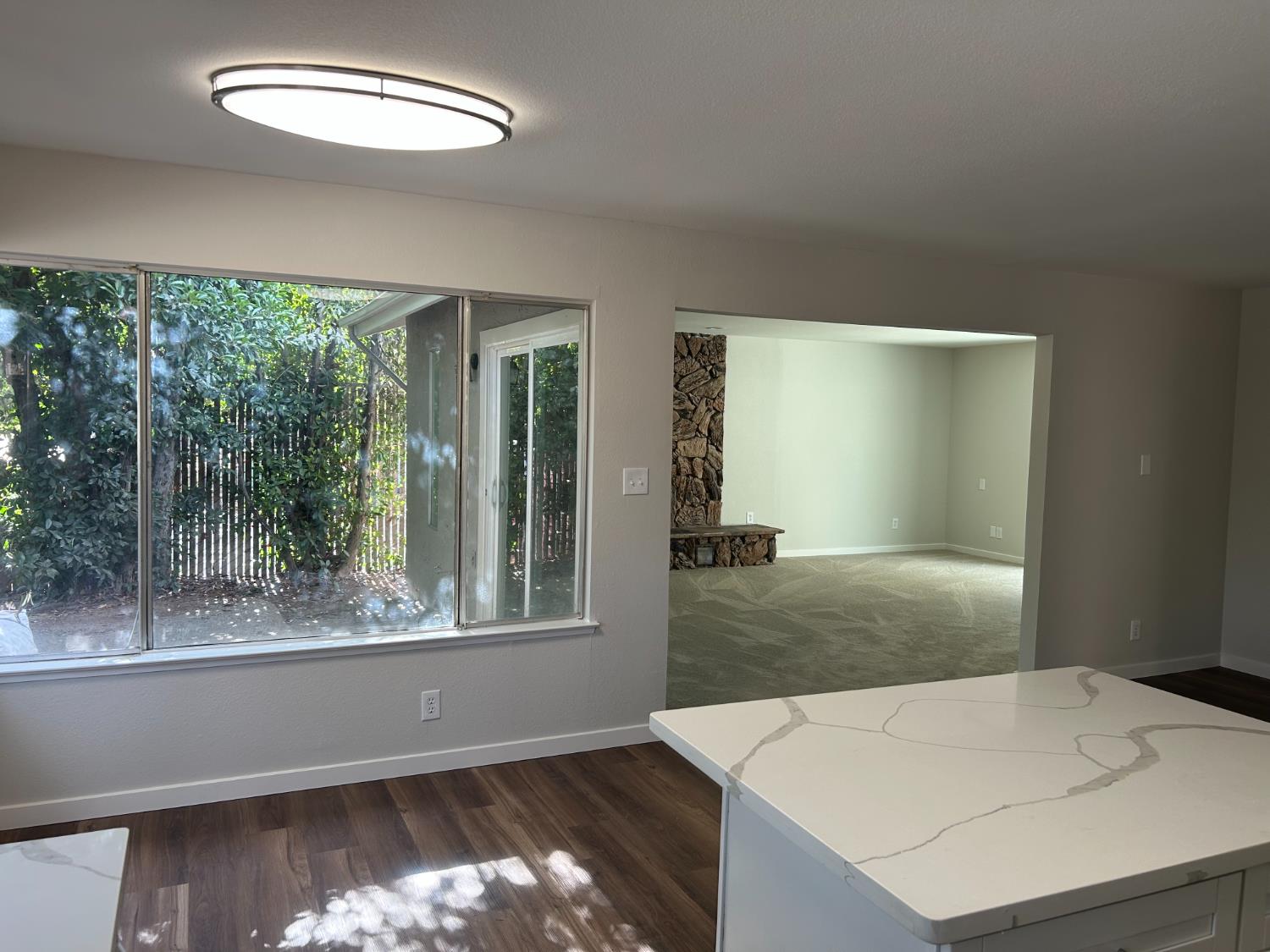 6960 Sunburst Way