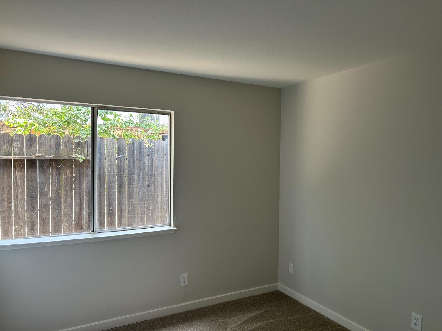 6960 Sunburst Way