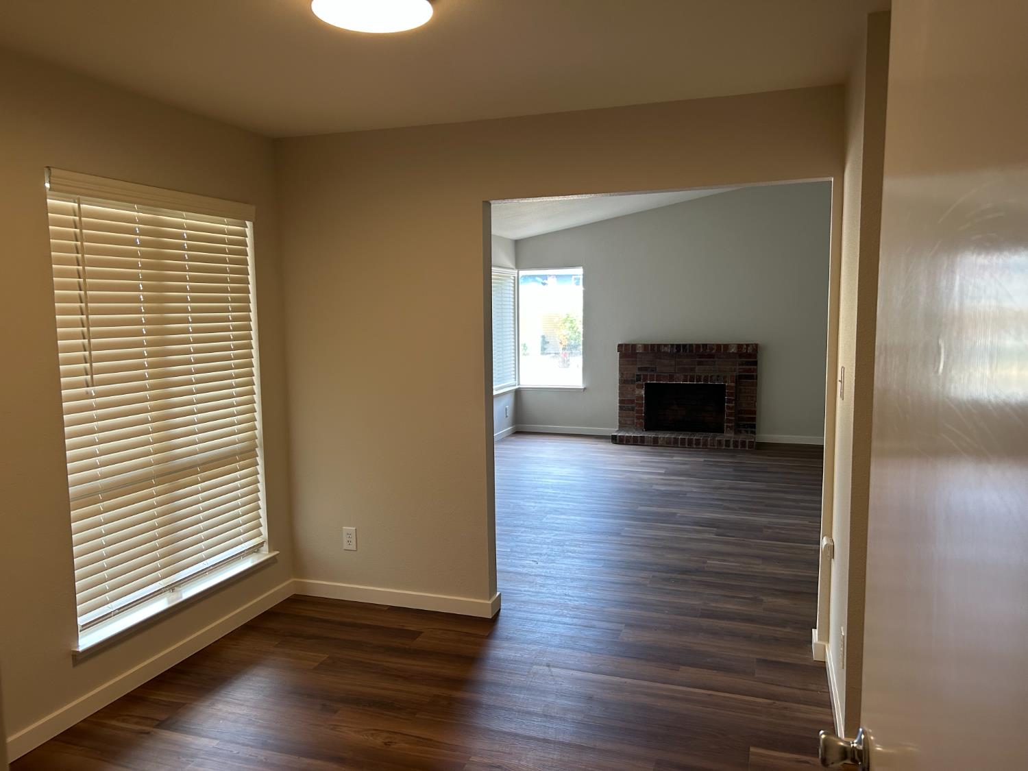 6960 Sunburst Way
