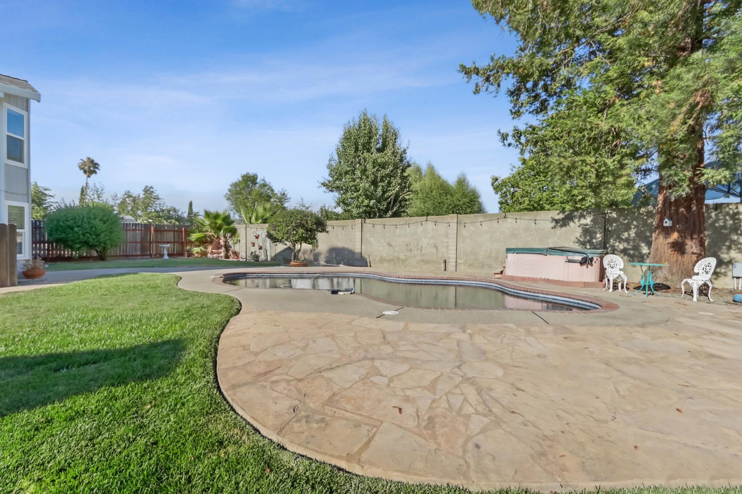 7124 Backer Court