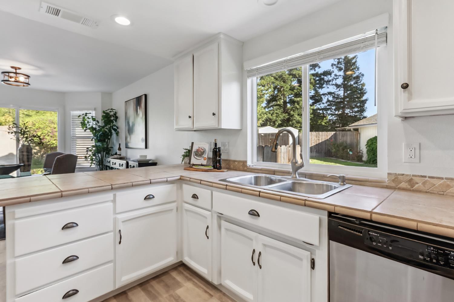 7124 Backer Court
