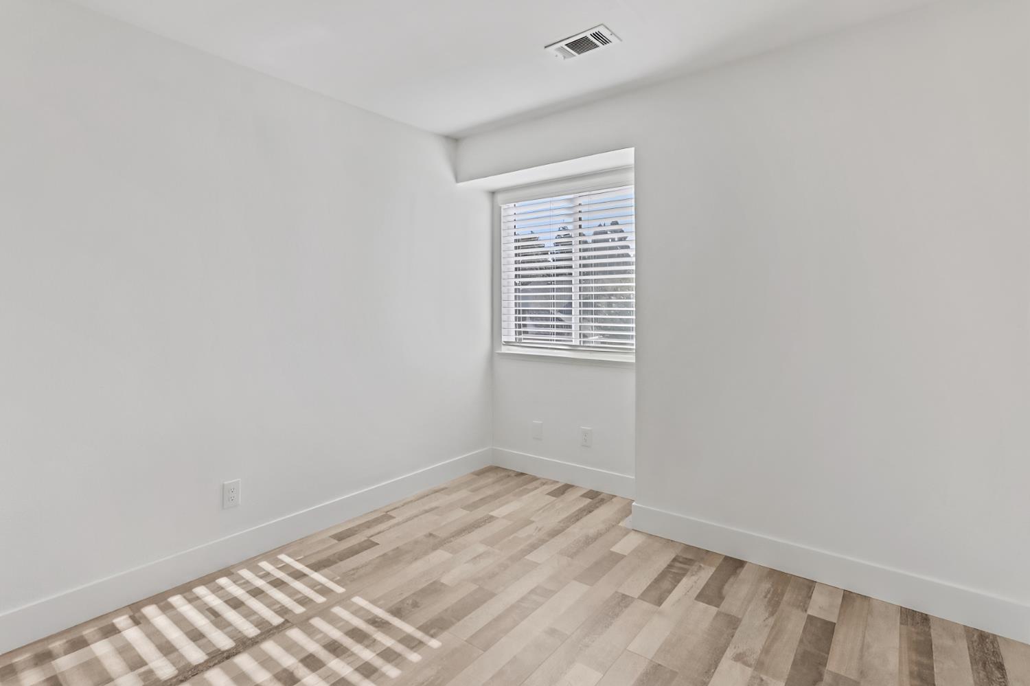 7124 Backer Court