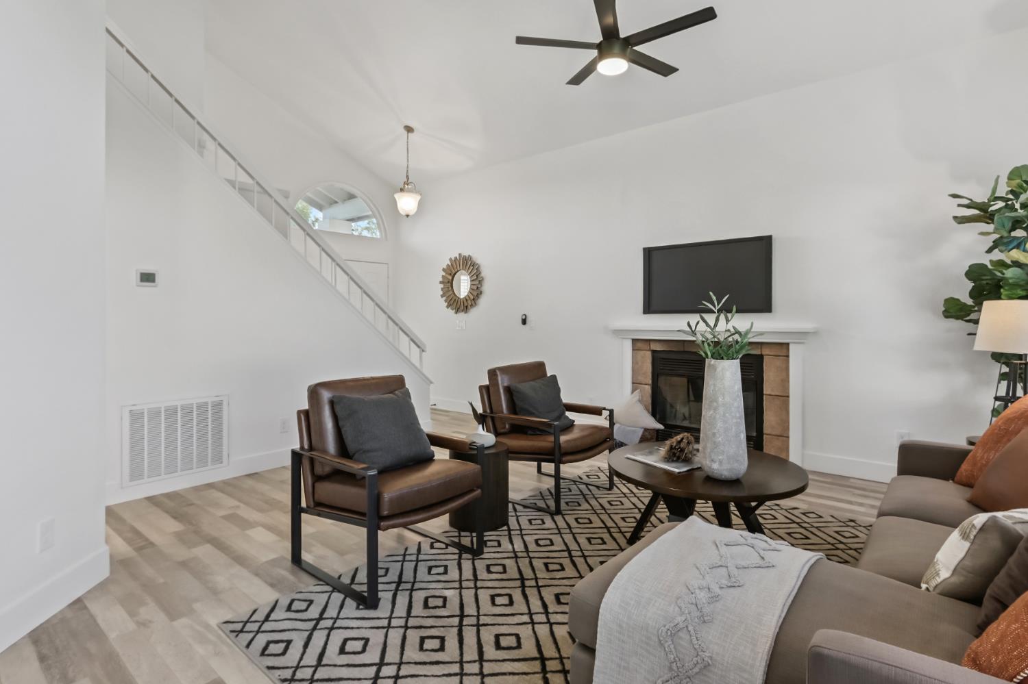 7124 Backer Court