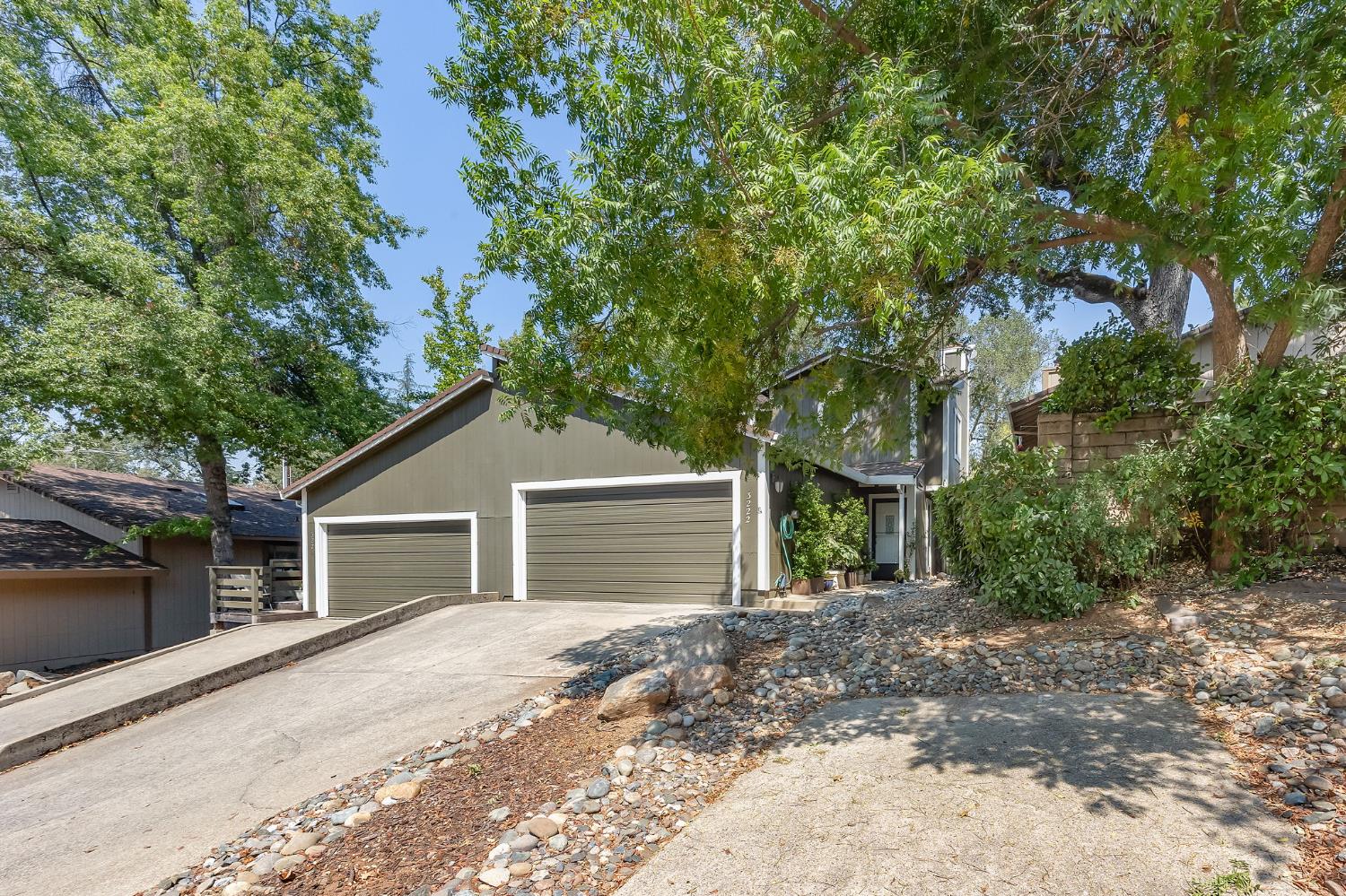 3222 Heights Drive
