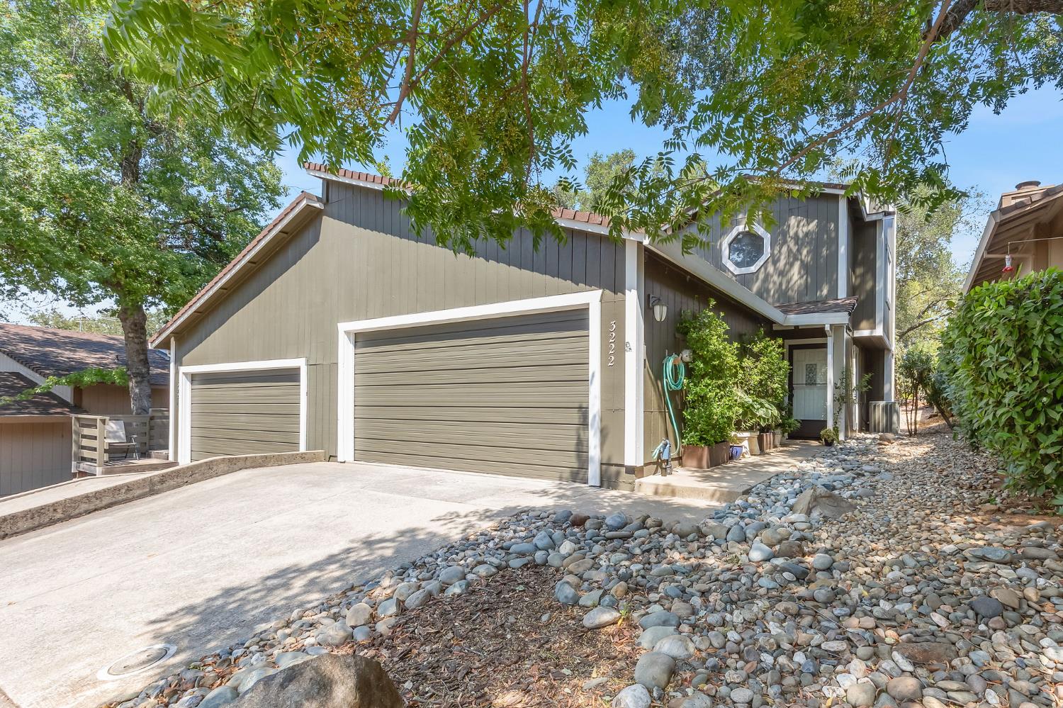 3222 Heights Drive