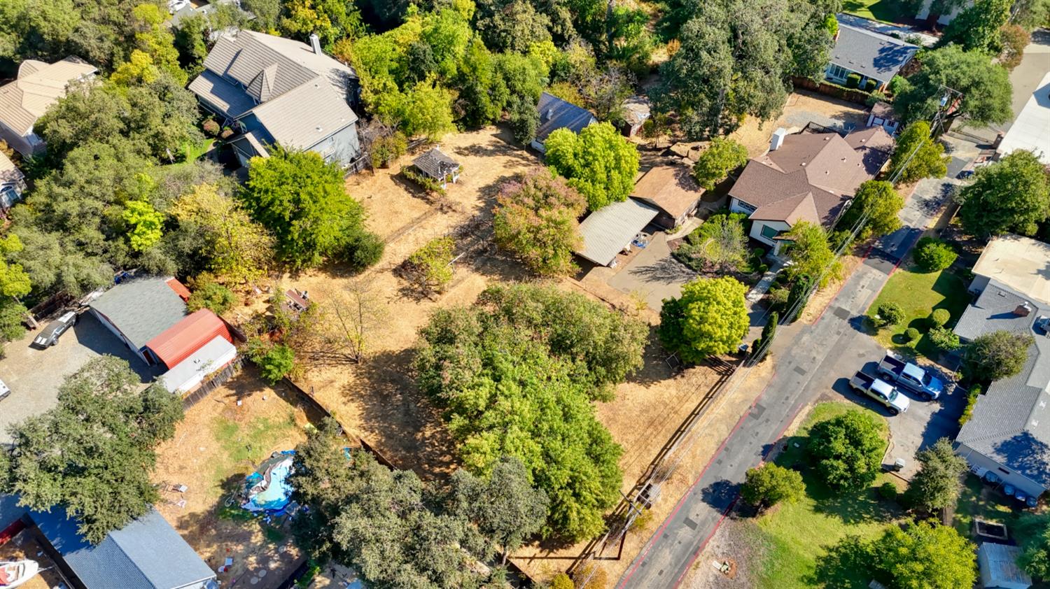 6225 Luna Lane