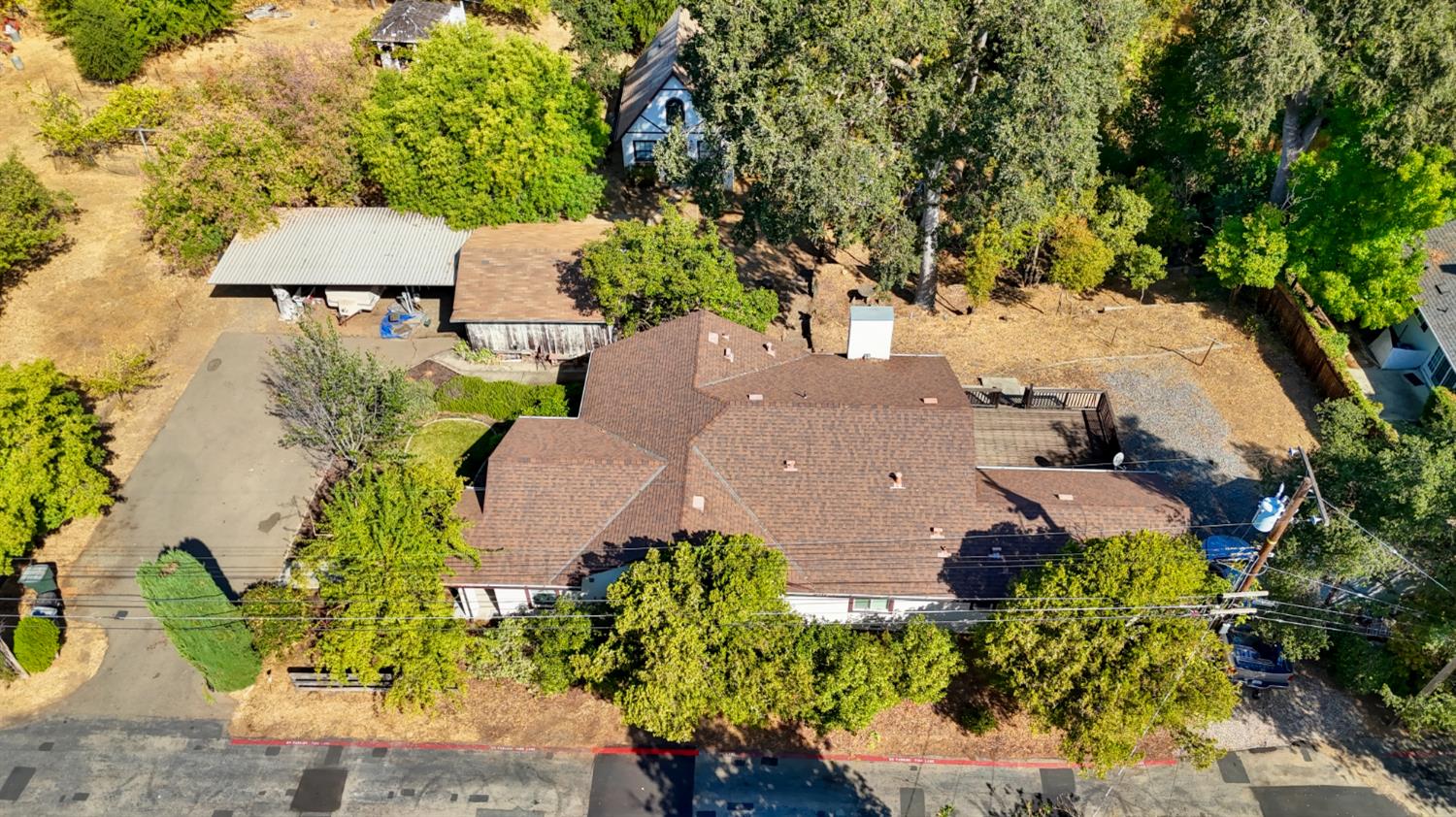 6225 Luna Lane