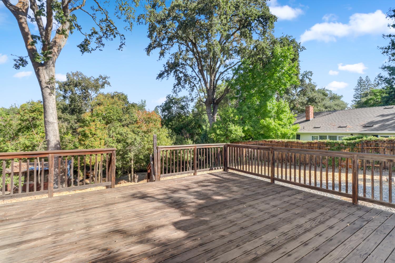 6225 Luna Lane