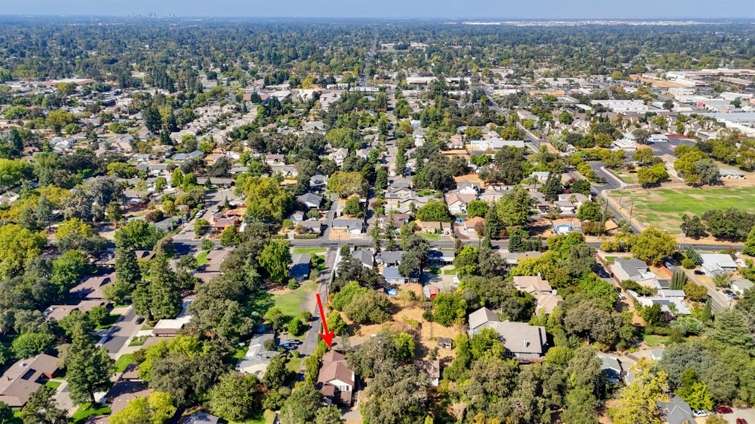 6225 Luna Lane