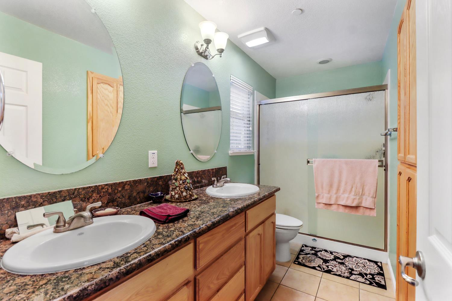 6225 Luna Lane