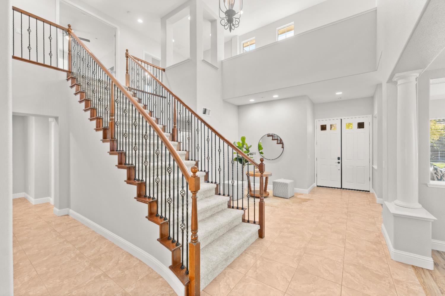 2208 Mount Errigal Lane
