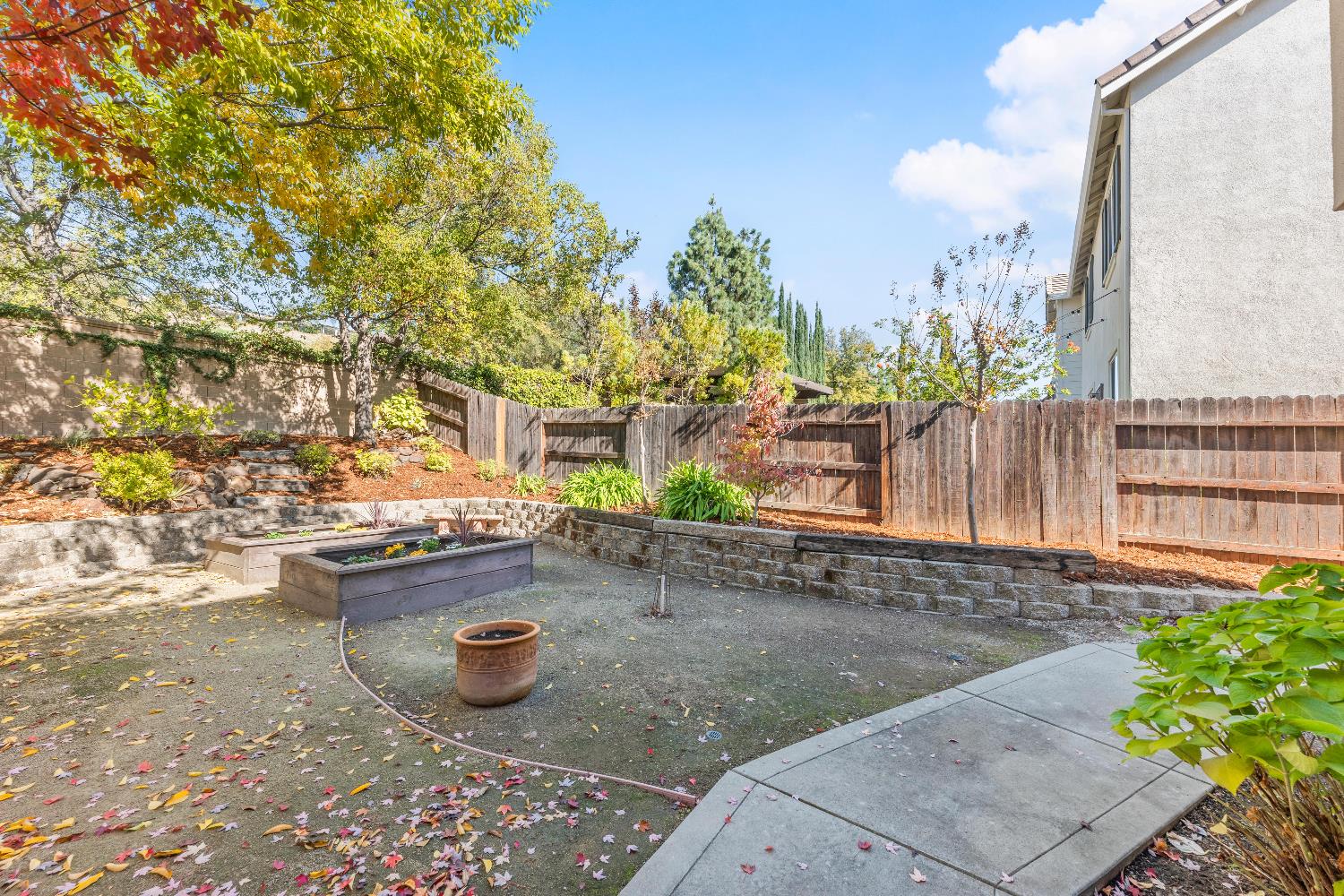 2208 Mount Errigal Lane