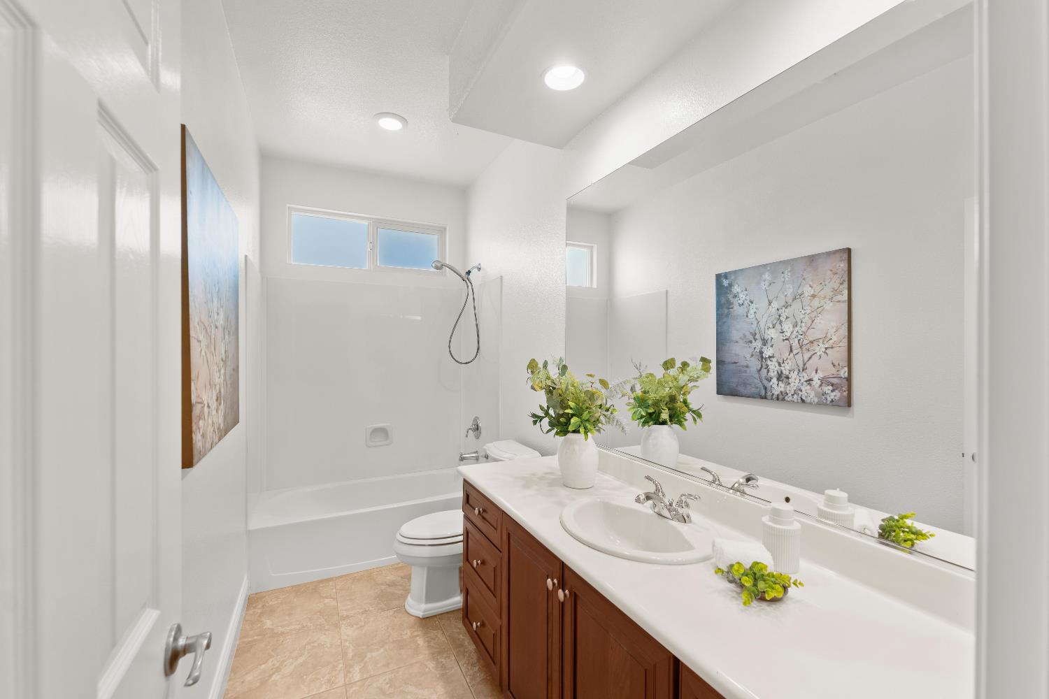 2208 Mount Errigal Lane