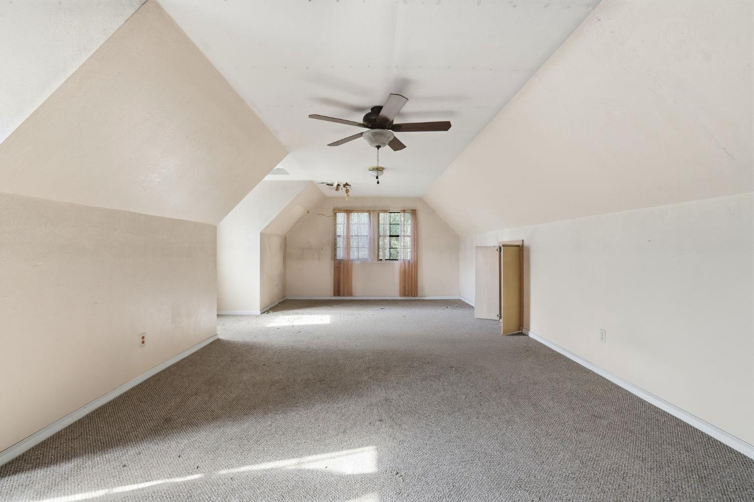 202 Gainsborough Circle