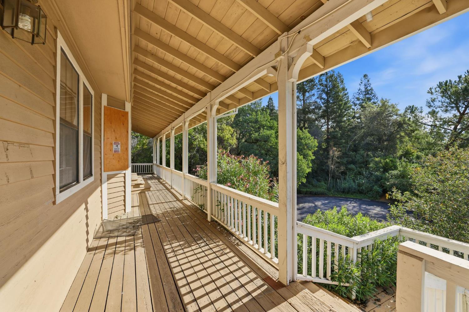 202 Gainsborough Circle
