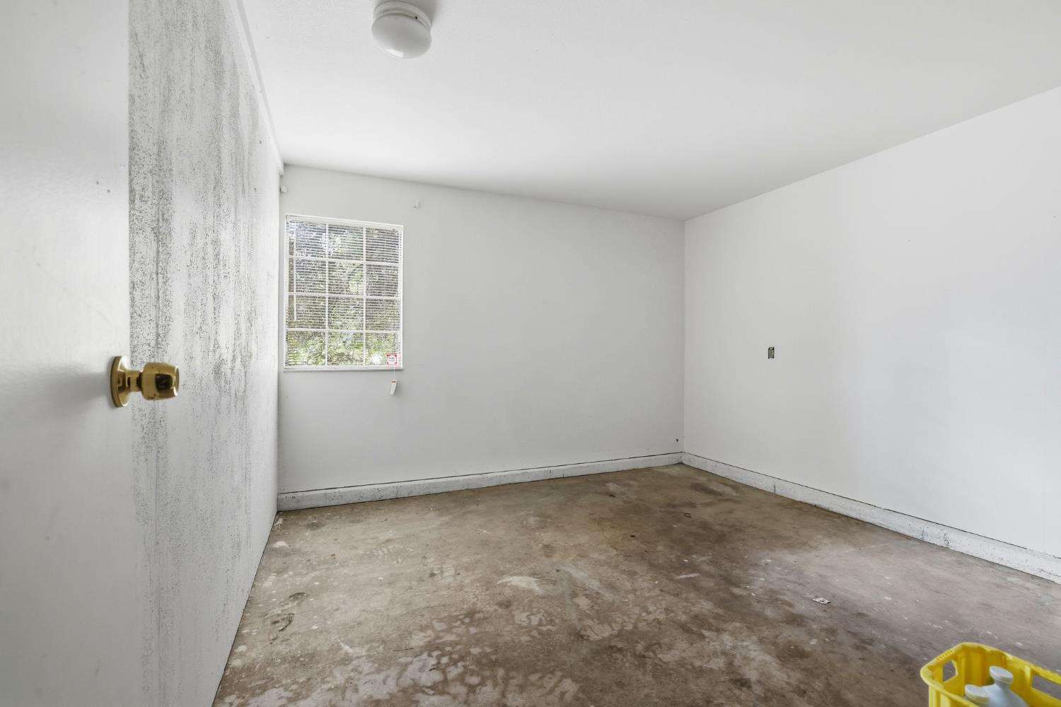202 Gainsborough Circle