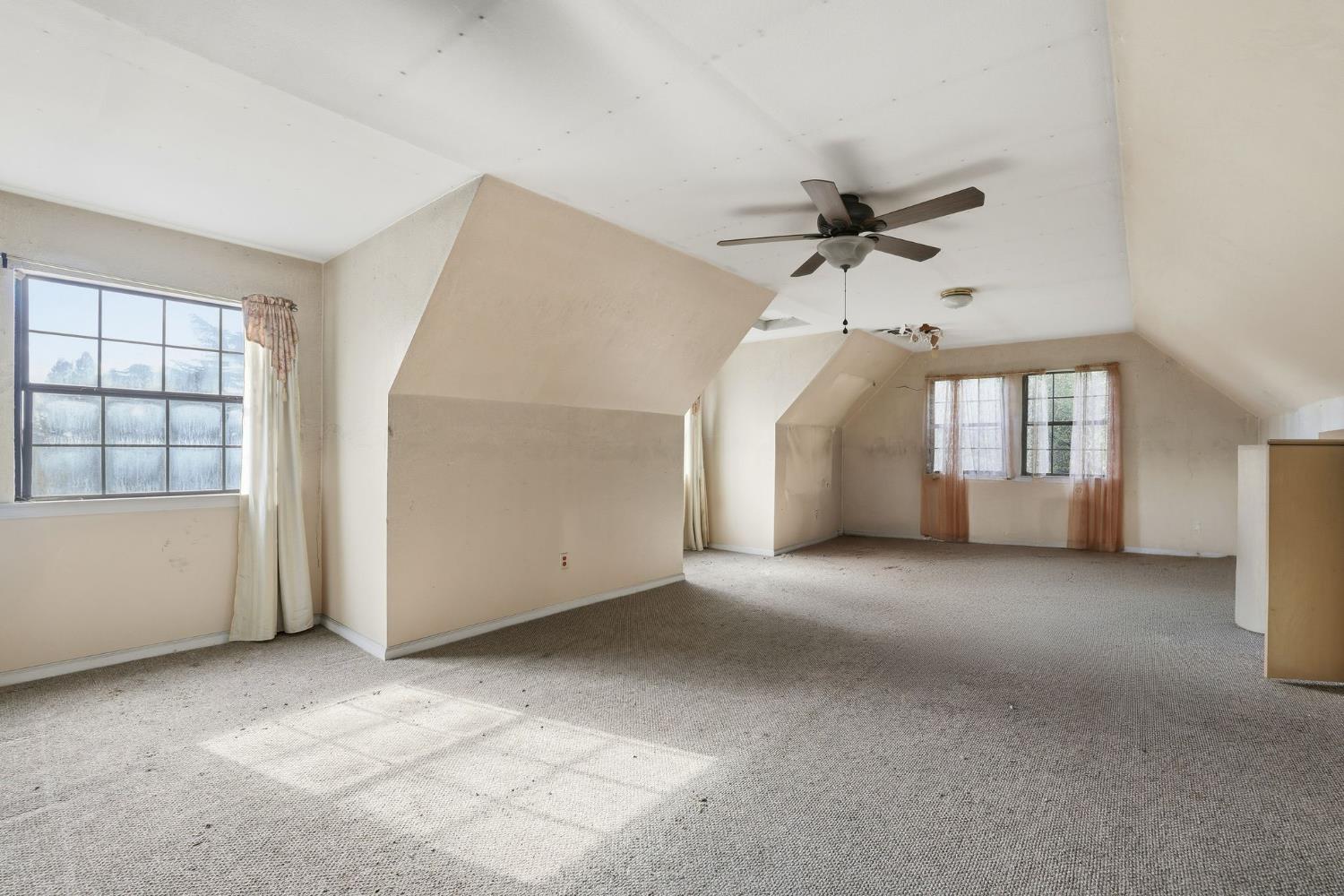 202 Gainsborough Circle