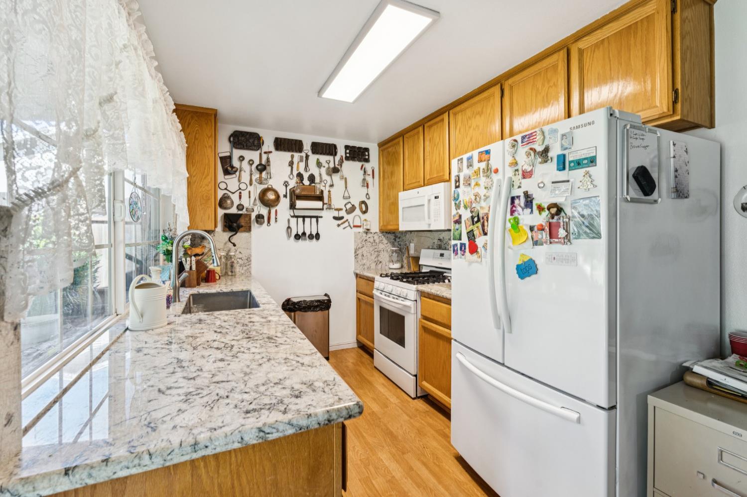 5725 Mangrove Court