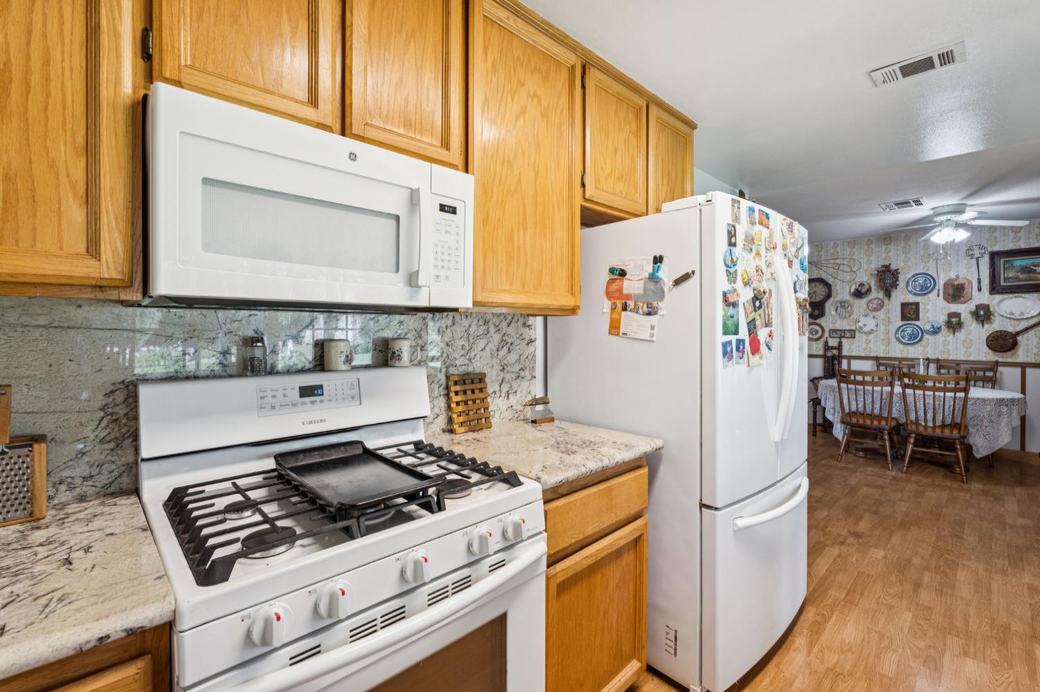 5725 Mangrove Court