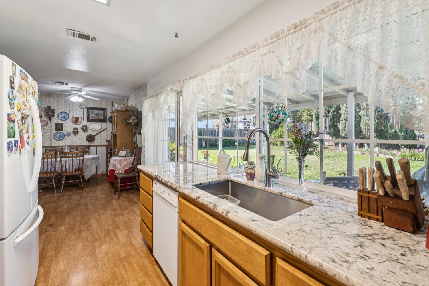 5725 Mangrove Court