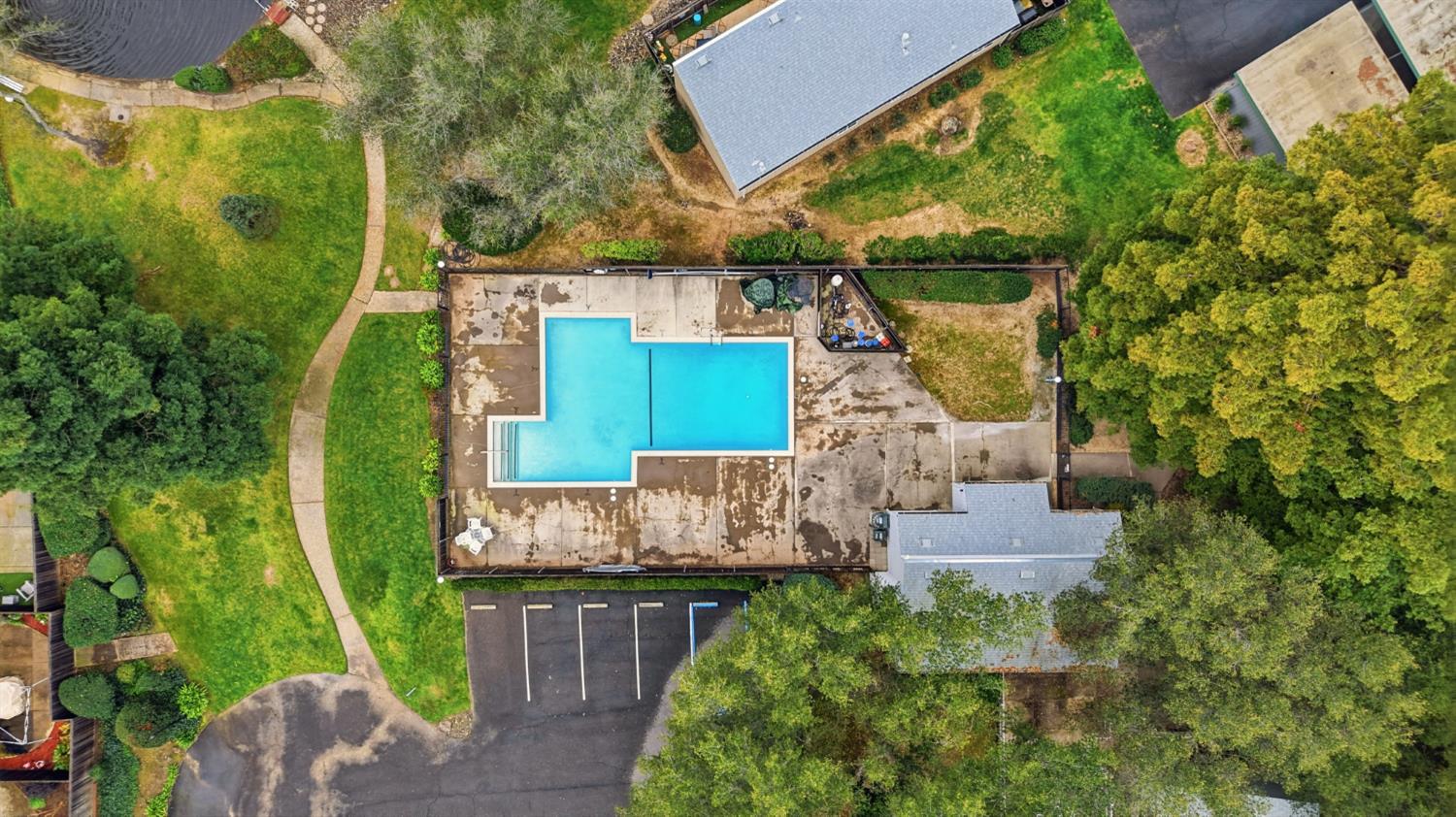 5274 Lake Knoll Lane