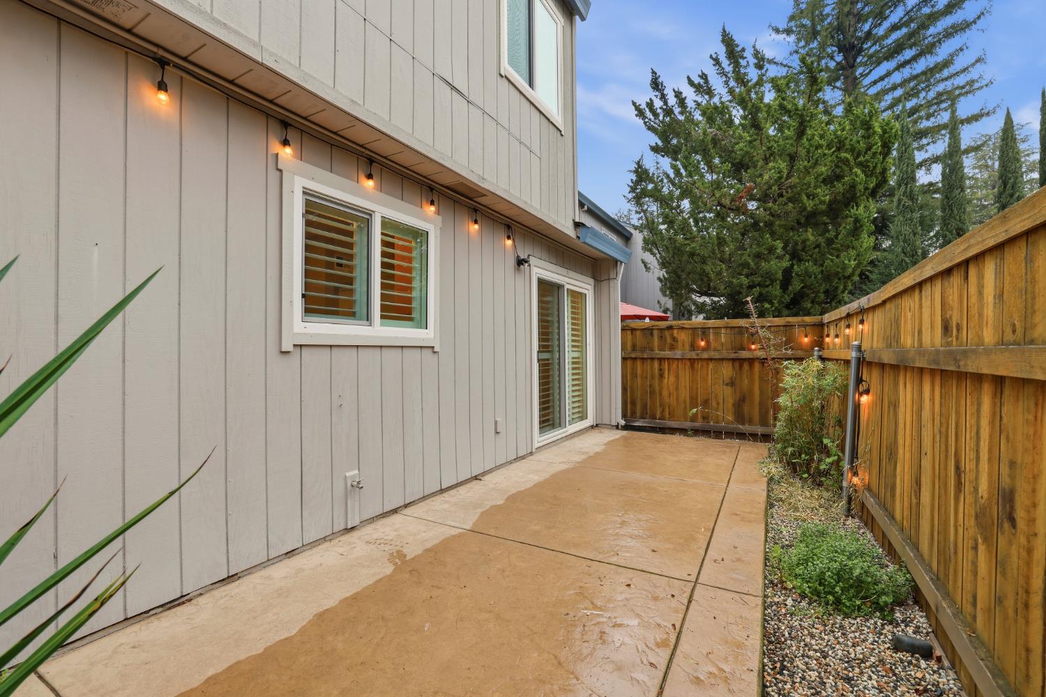 5274 Lake Knoll Lane