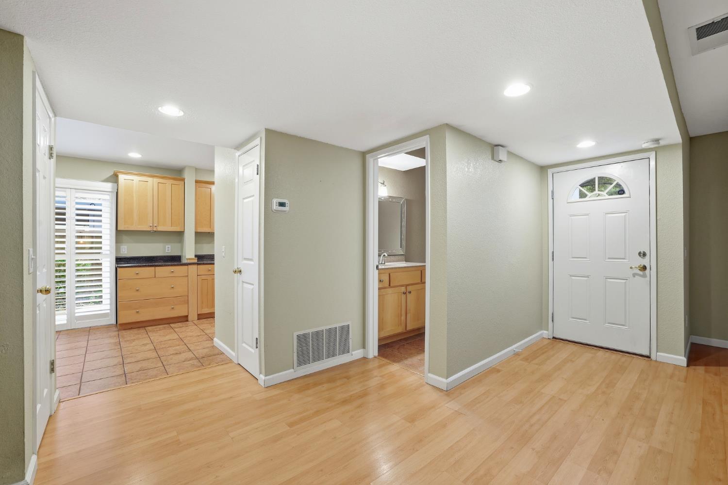 5274 Lake Knoll Lane