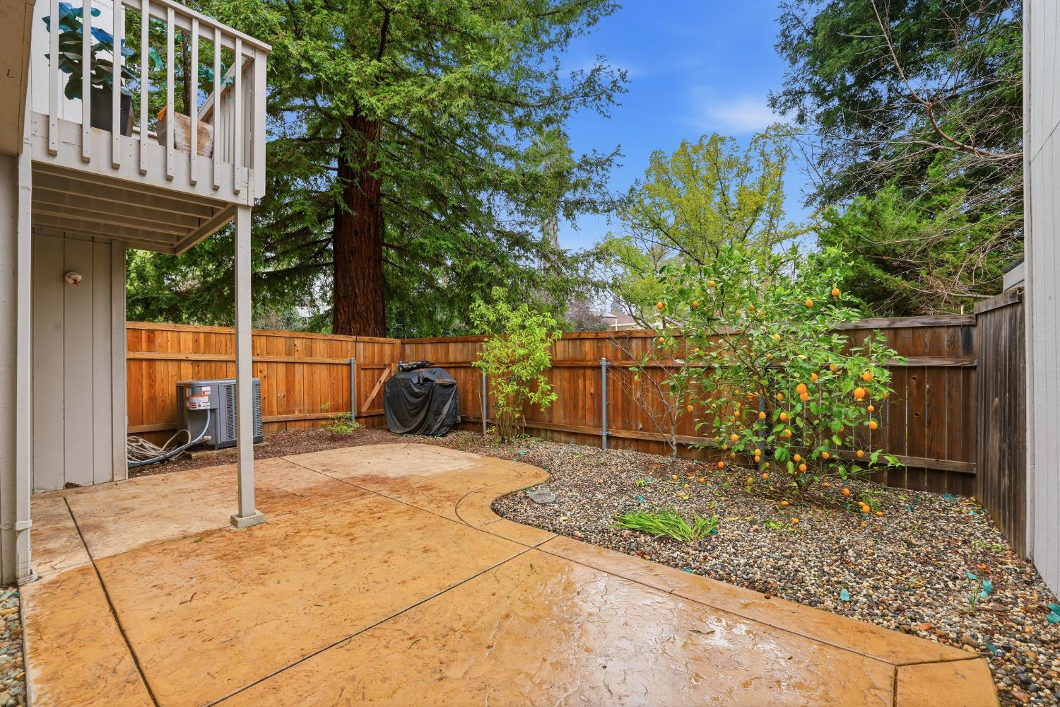 5274 Lake Knoll Lane