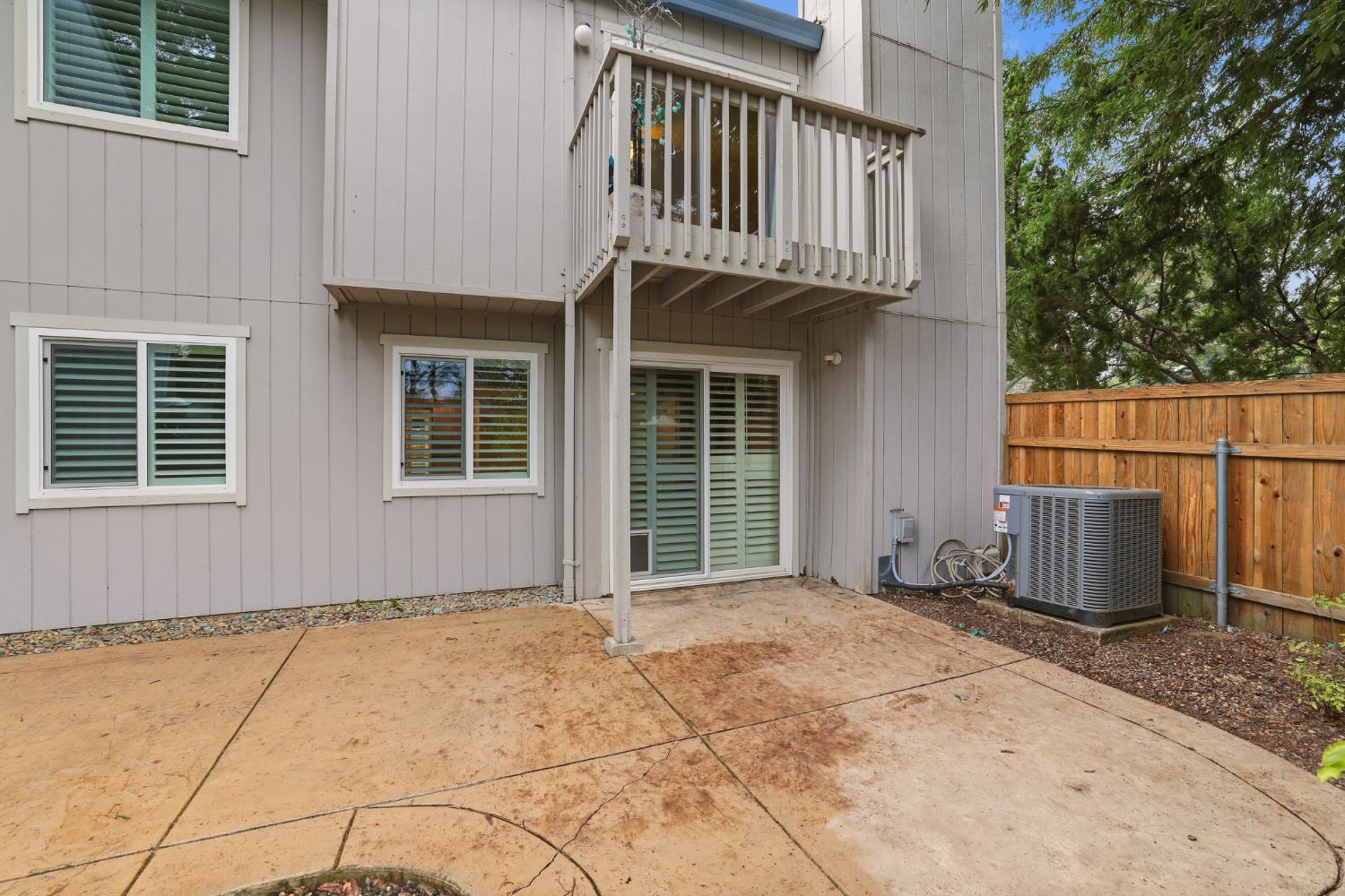 5274 Lake Knoll Lane
