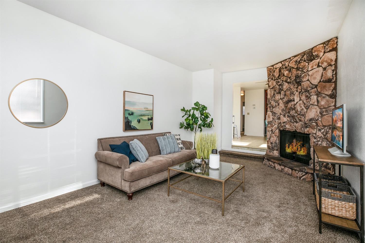 2705 Woodridge Court