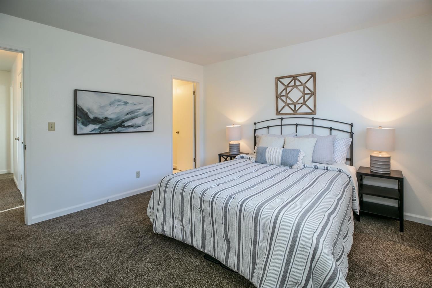 2705 Woodridge Court