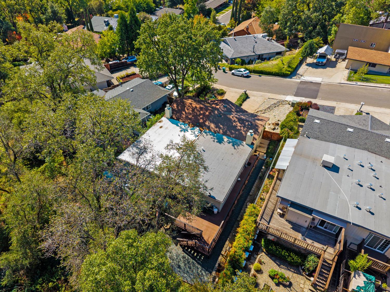 2705 Woodridge Court
