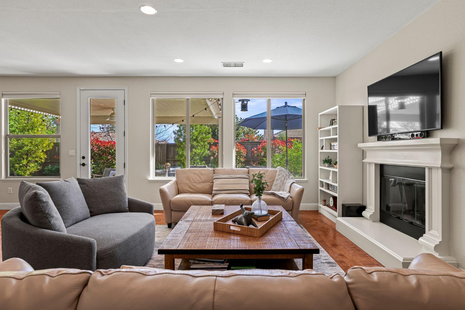 5053 Garlenda Drive