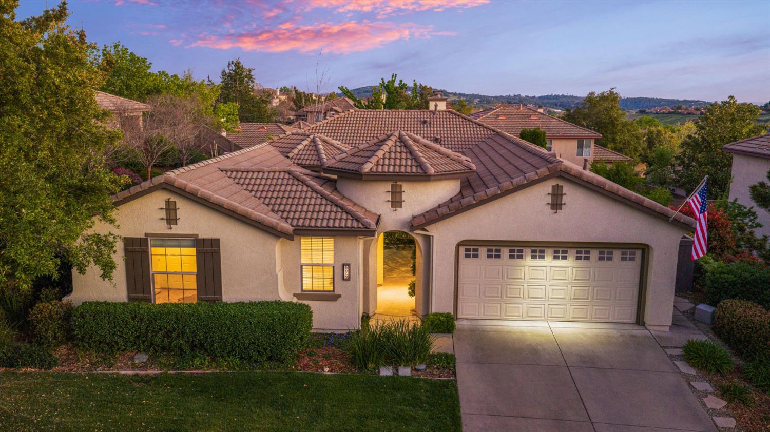 5053 Garlenda Drive