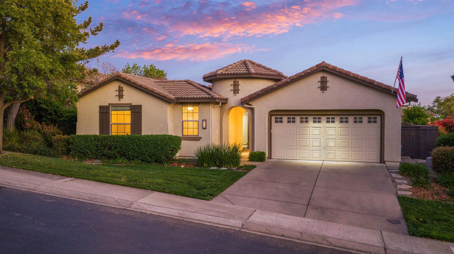 5053 Garlenda Drive