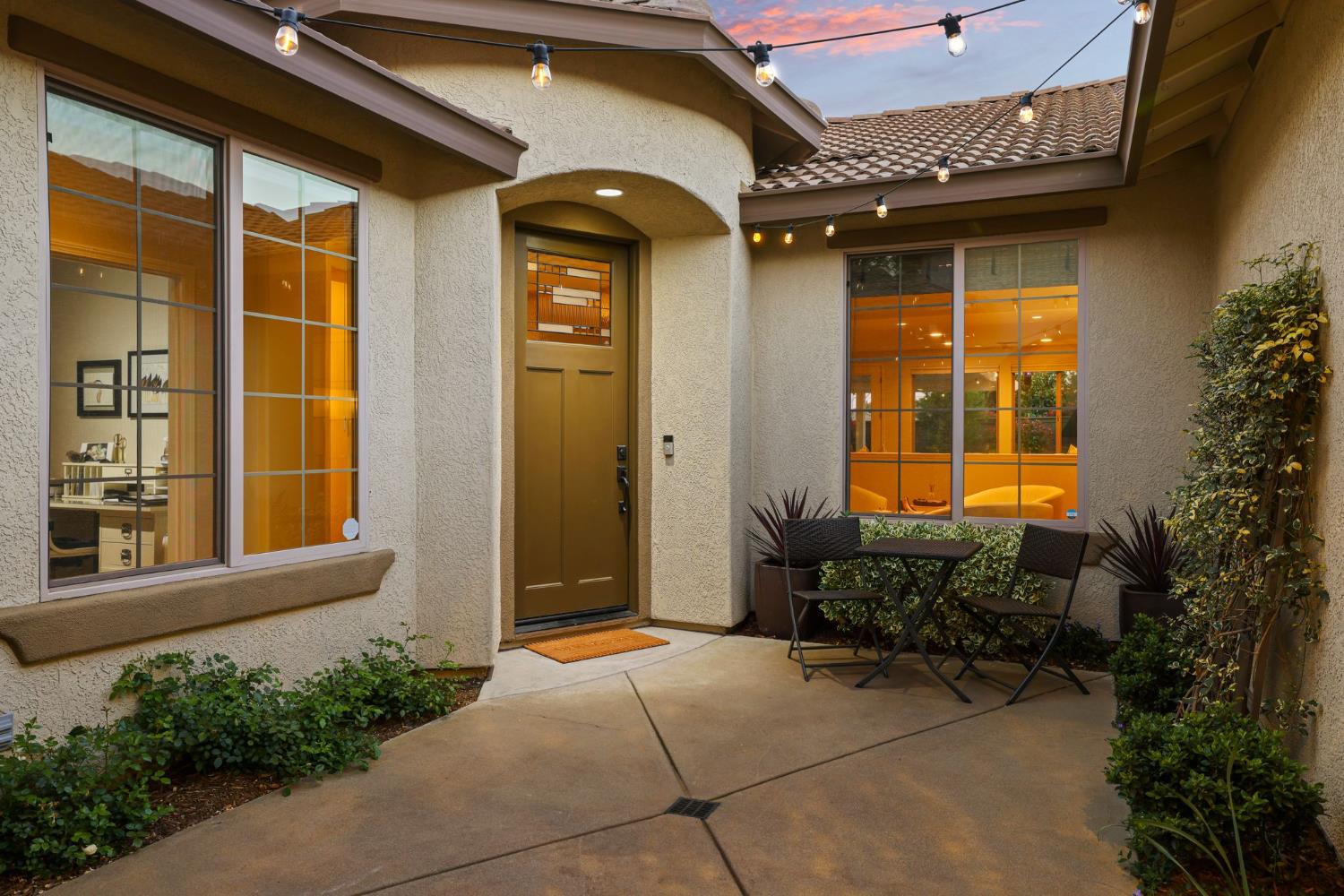 5053 Garlenda Drive