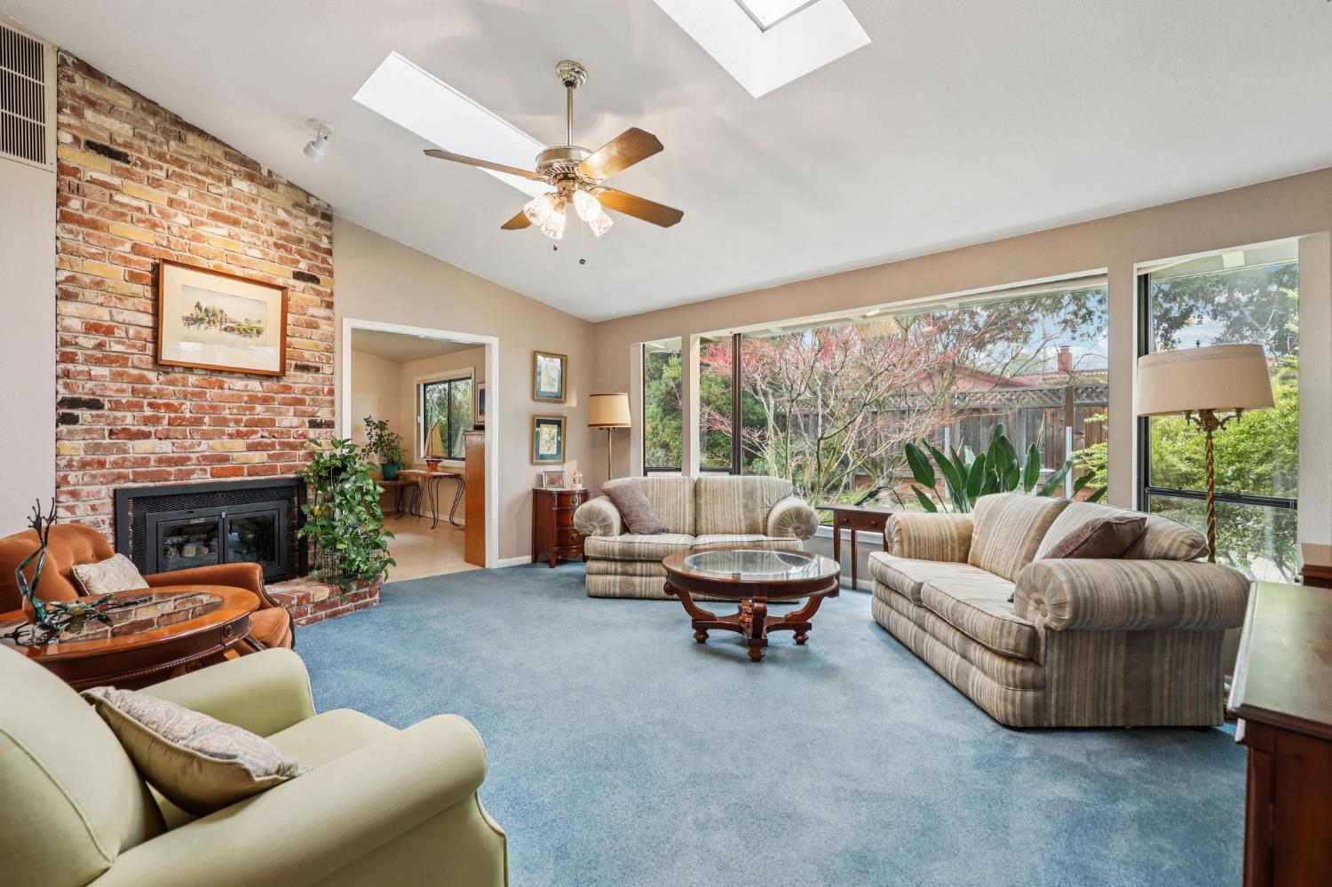 4216 Corona Way