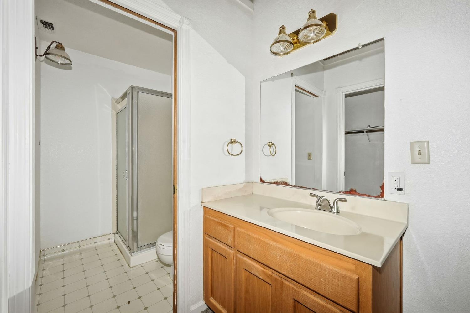 2725 Yuma Court