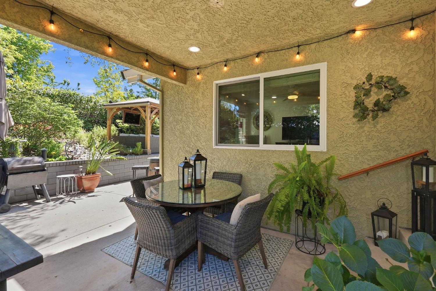 1475 Foxridge Circle