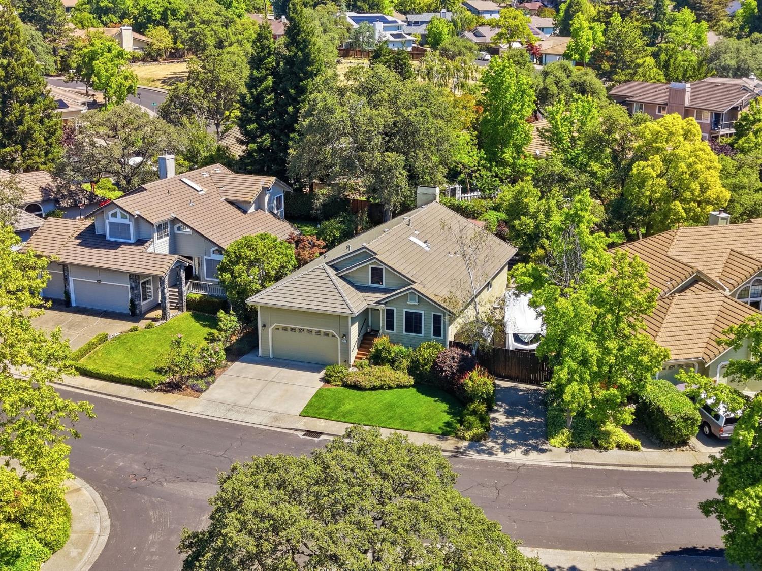 1475 Foxridge Circle